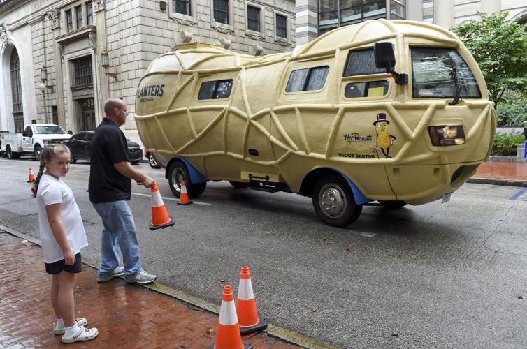 Nutmobile visits Charleston Peanut Shoppe