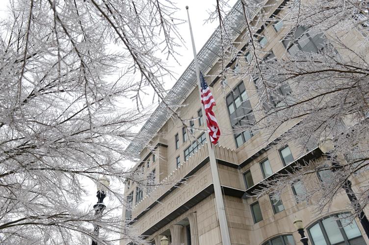 Charleston, WV weather exterior Robert C. Byrd Federal Courthouse