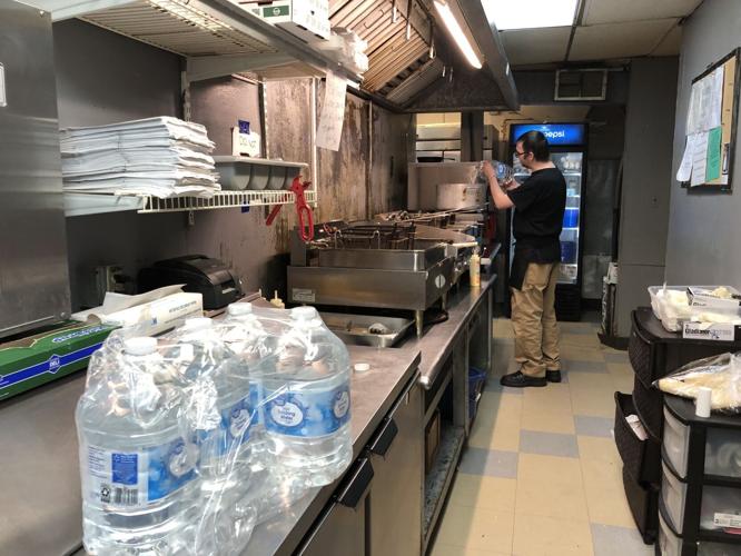 Wayne water effects, Tiny Manns Gino's Pizza